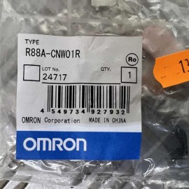 R88A-CNW01R Omron 6PIN Connector NEW