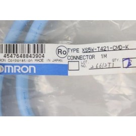XS5W-T421-CMD-K Omron Connector Cable 1M NEW