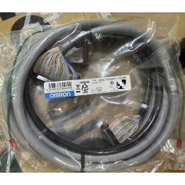 XW2Z-RO200C-175-MN Omron Connector Cable NEW